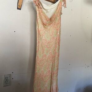 Elegant Paisley Print Dress